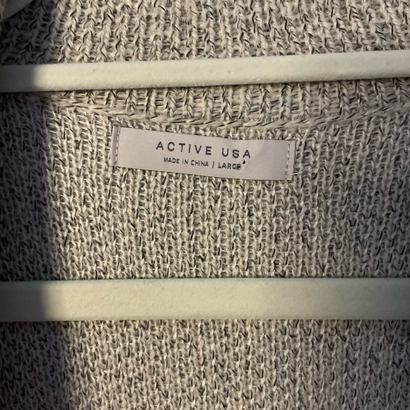 Active USA Long Knit Sleeveless Cardigan Vest in Beige – Size Large - Picture 6 of 8